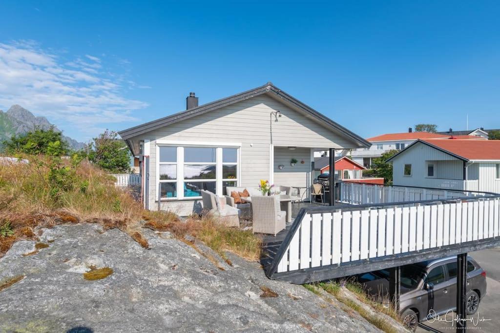 Henningsvaer, Lofoten With Fantastic View * Henningsvær